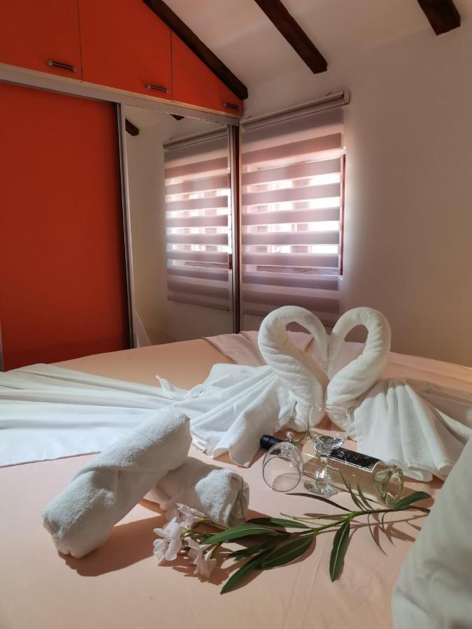 Duplex Apartman Lazaro Kotor Eksteriør billede
