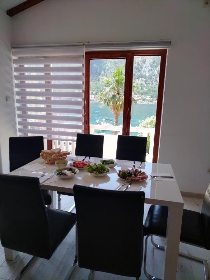 Duplex Apartman Lazaro Kotor Eksteriør billede