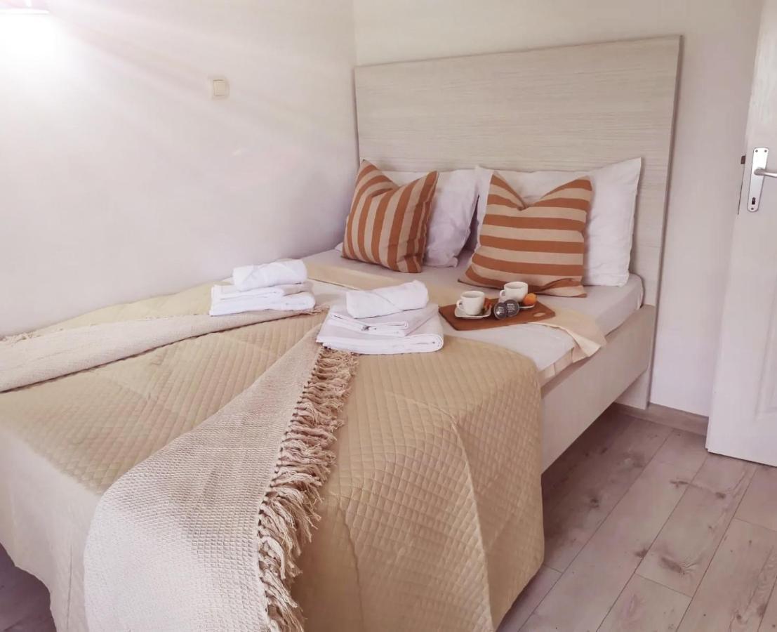 Duplex Apartman Lazaro Kotor Eksteriør billede